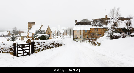 Snowshill Dorf im Winter. Die Cotswolds, Gloucestershire, England, UK. Stockfoto