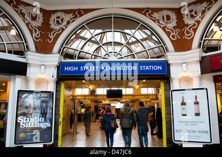 High Street Kensington U-Bahn Station, London, UK Stockfoto