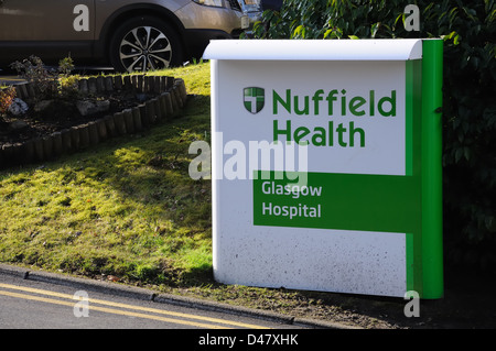 Eingang zum privaten Krankenhaus, Nuffield Health in Glasgow Stockfoto