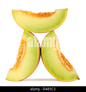drei Galia Honig Melonenscheiben auf weißem Hintergrund. Stockfoto