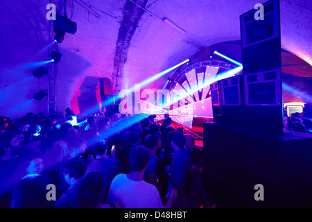 Nachtclub rave Lager Party Club Acid-house Stockfoto