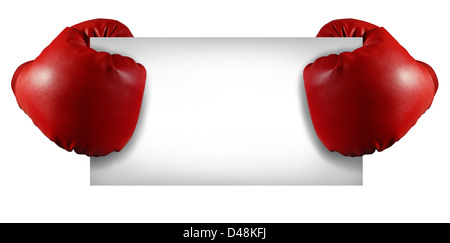Wettbewerb-Schild mit zwei roten Boxhandschuhe hielt eine leere weiße Karte als Symbol Geschäft wettbewerbsfähig oder eine wichtige Ankündigung Tag spezielle isoliert auf weiss. Stockfoto