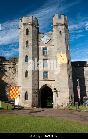 Torhaus Türme an der Warwick Castle in England. Stockfoto