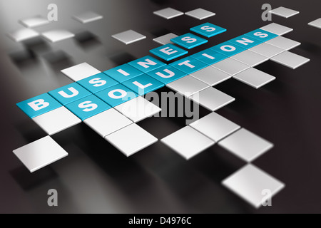 Wort-Business-Lösung geschrieben am blauen quadratischen Blöcken über schwarzen Hintergrund Stockfoto