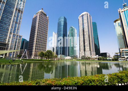 Shanghai Lujiazui Finanzzentrum am Abend Stockfoto