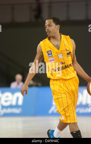 Glasgow, UK, 09. März 2013. Bryan Holmes, der MVP, spielen für Sheffield Sharks gegen Leicester Reiter im Finale um den BBL-Pokal im Emirates Arena Glasgow Credit Colin Edwards/Alamy leben Nachrichten Stockfoto