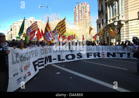 Barcelona, Spanien. 10. März 2013. Proteste gegen spanische und katalanische Regierung wohl schneidet aufgrund der Wirtschaftskrise und die Einführung von Sparmaßnahmen als das Mittel, um die Krise zu lösen. Stockfoto