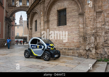 Renault Twizy Elektro-Polizeiauto Stockfoto