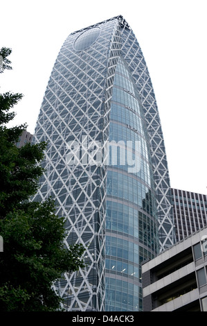 50-stöckigen Wolkenkratzer Mode Gakuen Cocoon Tower Bildungseinrichtung in West Shunjuku, Tokyo, Japan. Stockfoto