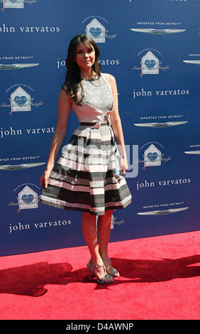 Los Angeles, Kalifornien, USA. 10. März 2013. NINA DOBREV besucht der John Varvatos 10. jährliche Stuart House nutzen (Image Credit: Credit: Karen Curley/ZUMAPRESS.com/Alamy Live News) Stockfoto