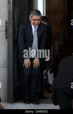 Haruhiko Kuroda, Präsident der Asian Development Bank und Bank of Japan (BOJ) Gouverneur Kandidaten nach Diät hören auf des Oberhauses auf 11. März 2013 Tokio Japan Stockfoto