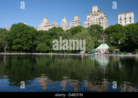 KONSERVATORIUM WASSER MODELL BOOT TEICH CENTRAL PARK EAST MANHATTAN NEW YORK CITY USA Stockfoto