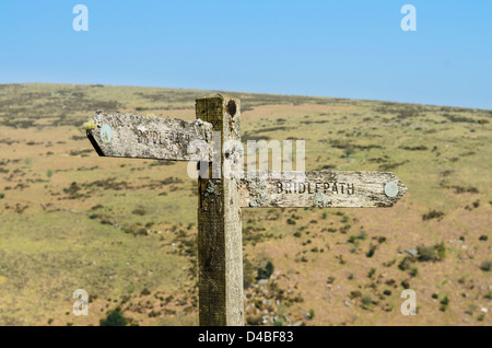 Bridlepath Zeichen im Dartmoor National Park, Devon, England. Stockfoto