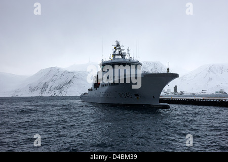 w340 kv Barentssee Kystvakt Schiff der norwegischen Küstenwache Honningsvag Finnmark-Norwegen-Europa Stockfoto