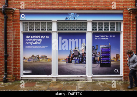 O2 Store Fenster Anzeige Canterbury Kent England Stockfoto