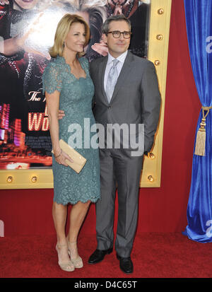 Los Angeles, Kalifornien, USA. 11. März 2013. 11. März 2013 - Los Angeles, Kalifornien, USA - Steve Carell, Nancy Wände an die Los Angeles Premiere '' unglaubliche Burt Wonderstone'' im TCL Chinese Theatre in Hollywood, Kalifornien am 11. März 2013 statt. 2013 (Bild Kredit: Kredit: D. Long/Globe Photos/ZUMAPRESS.com/Alamy Live-Nachrichten) Stockfoto