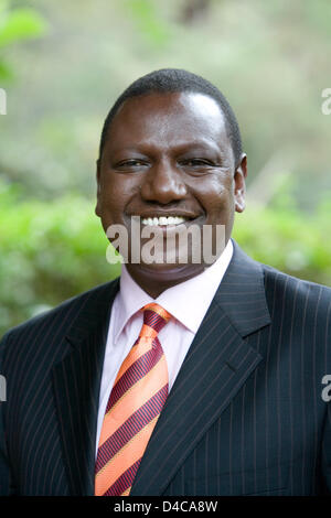 Politiker William Ruto ist bei einem 'Pentagon'-Treffen in Nairobi, Kenia, Oktober 2007 abgebildet. Die potentiellen Präsidentschaftskandidaten des Orange Democratic Movement (ODM), Mudavadi, Njaga, Ruto und Blabla während ihrer Partei Wahl des Präsidentschaftskandidaten besiegt wurden, jedoch achten sie ihre Unterstützung für Spitzenkandidat Odinga. Die fünf ODM-Politiker sind Fußballmannschaften Stockfoto