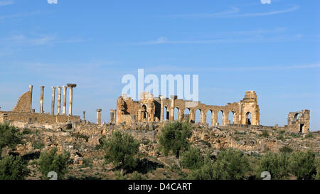 Das Bild zeigt die Ruinen der ehemaligen Römerstadt Volubilis, Marokko, 14. Dezember 2007. Im Jahr 1997 wurde die Stadt UNESCO-Welterbe erklärt. Foto: Lars Halbauer Stockfoto