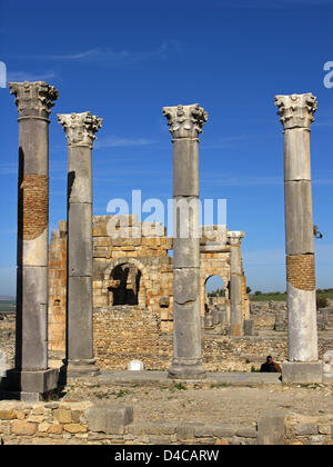 Das Bild zeigt die Ruinen der ehemaligen Römerstadt Volubilis, Marokko, 14. Dezember 2007. Im Jahr 1997 wurde die Stadt UNESCO-Welterbe erklärt. Foto: Lars Halbauer Stockfoto