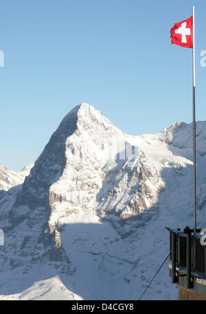 Blick auf die berüchtigte Nordwand, die Nordwand des Eiger-Berges in der Nähe von Muerren, Schweiz, 20. Dezember 2007. Foto: Stefan Puchner Stockfoto