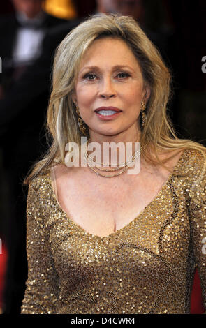 Schauspielerin Faye Dunaway kommt auf dem roten Teppich der 80. Oscarverleihung vor dem Kodak Theater in Hollywood, Los Angeles, USA, 24. Februar 2008. Foto: Hubert Boesl Stockfoto