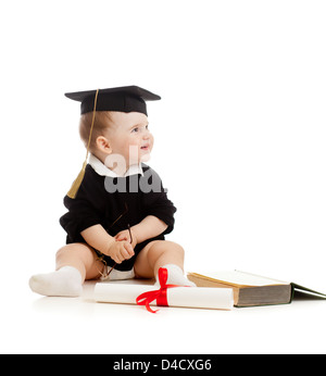 Baby in Akademiker Kleidung mit Roll und Buch Stockfoto