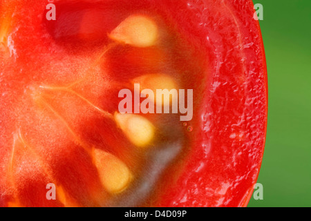 Tomatenscheiben, extreme Nahaufnahme Stockfoto