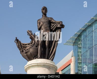 Statue von Lord Nelson (1758-1805) von Sir Richard Westmacott (1775-1856) in der Stierkampfarena Birmingham UK Stockfoto