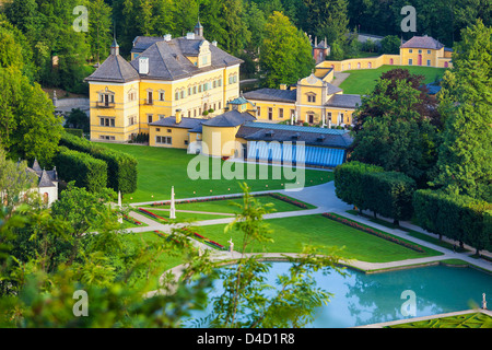 Schloß Hellbrunn mit Park, Salzburg, Österreich Stockfoto