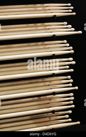 Drumsticks von Vater abgebildet auf der Frankfurter Musikmesse in Frankfurt Main, 15. März 2008. Das diesjährige weltweit zweitwichtigste Messe auf Musikanlage fand findet vom 12. bis 15. März 2008. Foto: Frank Mai Stockfoto