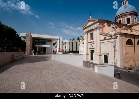 Italien, Latium, Rom, Ara Pacis und Kirche von San Rocco Stockfoto