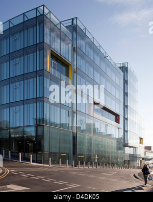 Amex-Haus, Brighton, United Kingdom. Architekt: EPR Architekten Limited, 2013. Außenansicht der Westfassade. Stockfoto