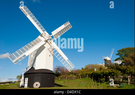 Clayton Windmühlen - auch bekannt als Jack und Jill Windmühlen - South Downs, West Sussex, UK Stockfoto