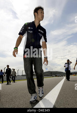 Japanische Formel Eins Fahrer Kazuki Nakajima Williams geht über die Strecke auf dem Fuji Speedway-Rennstrecke in der Nähe von Gotemba, Japan, 9. Oktober 2008. Der Grand Prix von Japan statt am 12. Oktober findet hier. Foto: JENS Büttner Stockfoto