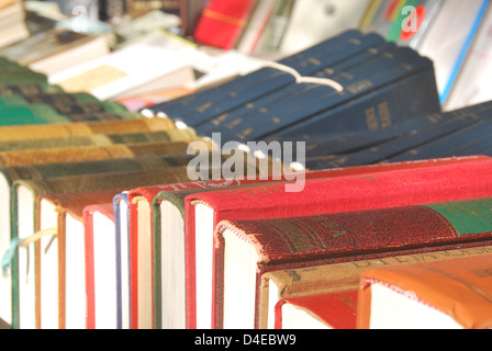 Bücher in der historischen Cuesta de Moyano Bücherstände in Madrid, Spanien Stockfoto