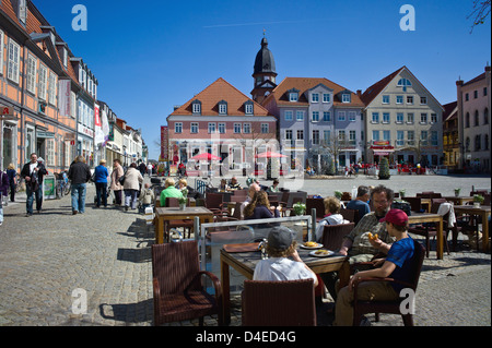 Waren (Müritz), Deutschland, mit Blick auf den neuen Markt Stockfoto