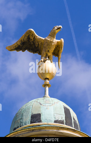 Steinadler Kuppel des neuen Palais. Sanssouci. Podsdam. Deutschland Stockfoto