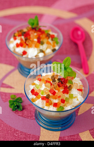 Kastaniencreme mit Käse. Rezept zur Verfügung. Stockfoto