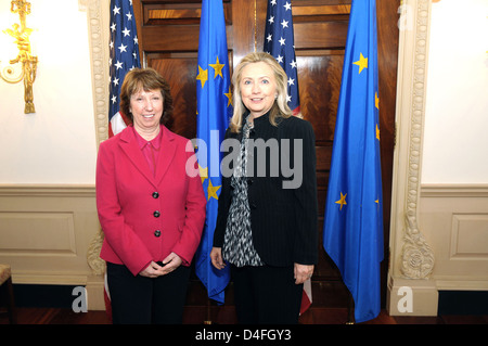 Außenministerin Clinton trifft mit hoher Vertreter der EU, Ashton Stockfoto