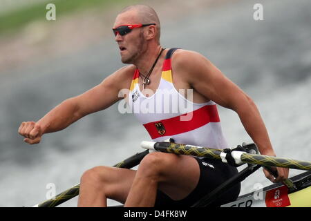 Deutsch Marcel Hacker reagiert nach dem Viertelfinale Männer einer im Shunyi Olympia Rudern-Park bei den 2008 Olympischen Spielen in Peking, China, 11. August 2008. Foto: Jens Büttner Dpa ## #dpa### Stockfoto