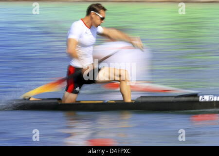 Andreas Dittmer aus Deutschland praktiziert in der C1 im Shunyi Olympia Rudern-Kanu-Park während der Beijing Olympischen Spiele 2008 in Peking, China 19. August 2008. Foto: Jens Buettner Dpa ## #dpa### Stockfoto