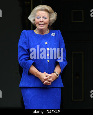 Niederländischen Königin Beatrix gesehen während des Empfangs der niederländische Olympiamannschaft bei Palace Hios ten Bosch in den Haag, Niederlande, 27. August 2008. Foto: A.Nieboer (Niederlande) Stockfoto