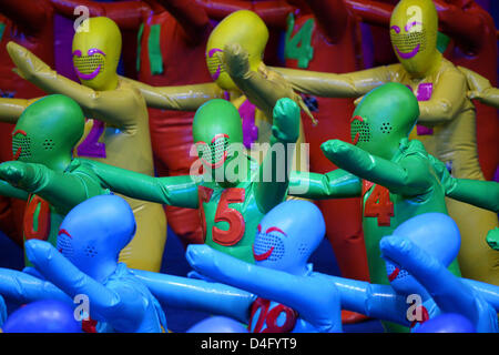 Das Bild zeigt die Eröffnungsfeier der Paralympischen Spiele 2008 in das Nationalstadion in Peking, China, 6. September 2008. 171 deutsche Athleten treten in den Paralympischen Spielen zwei Wochen nach den Olympischen Spielen. Foto: Rolf Vennenbernd Stockfoto