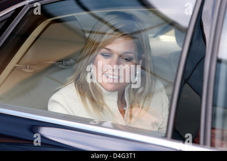 Niederländischen Kronprinzessin Maxima kommt für eine Konferenz auf Mikrofinanzierung in Zeist in der Nähe von Utrecht, Niederlande, 24. September 2008. Foto: Patrick van Katwijk Stockfoto