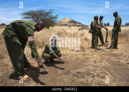 Anti-Wilderer-Patrouille, Mbirikani Group Ranch, Amboseli-Tsavo Öko-System, Chyulu Hills, Kenia, Afrika, Oktober 2012 Stockfoto