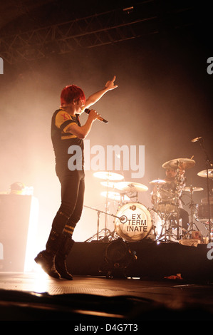 BARCELONA, Spanien - 5 MAR: Gerard Way, Frontmann der Band My Chemical Romance, führt bei Sant Jordi Club. Stockfoto