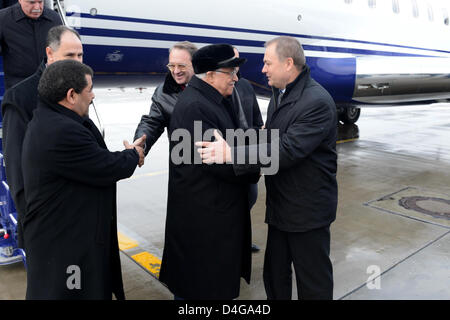 13. März 2013 - Moskau, Moskau, Russische Föderation - der palästinensische Präsident Mahmoud Abbas kommt bei Moskau während eines Officialvisit nach Russland, im 13. März 2013 (Credit-Bild: © Thaer Ganaim/APA Images/ZUMAPRESS.com) Stockfoto