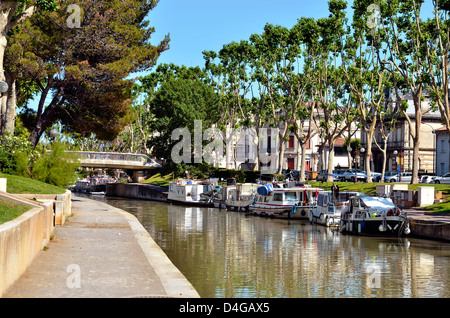 Kanal von Robine (Canal De La Robine) in Narbonne, Stadt im Département Aude in Frankreich Stockfoto