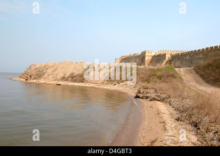 Die Festung Akkerman vom Dnjestr Liman (weißer Felsen, weiße Festung), Belgorod-Dnestrovskiy, Ukraine, Osteuropa Stockfoto