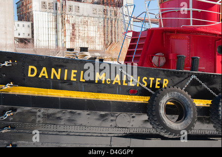 Der Schlepper Daniel McAllister, vertäut im Hafen von Montreal, Québec, Kanada. Stockfoto